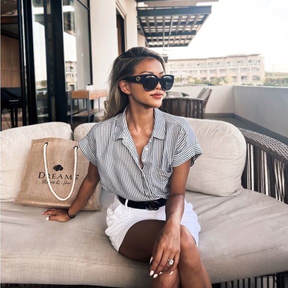 ✨A B O U T  M E✨ - Picture 2 of 10